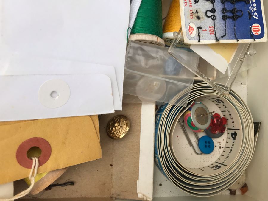 JUST ADDED - Vintage Sewing Box Filled With Supplies [Photo 9]