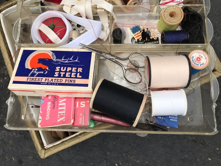JUST ADDED - Vintage Sewing Box Filled With Supplies [Photo 4]