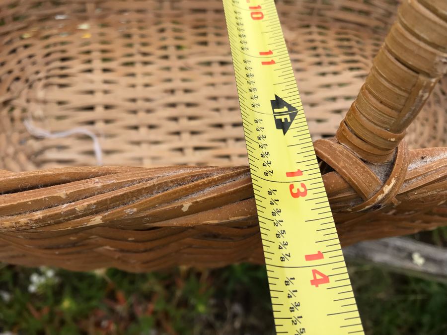 JUST ADDED - U-Pick Oranges And/Or Lemons From Fruit Grove - Fill Up Basket (Basket Included 21W X 13D X 15H) [Photo 4]