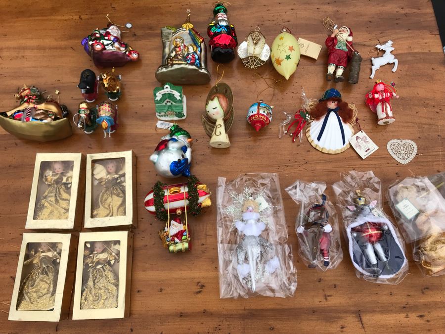 JUST ADDED - Plastic Bin Full Of Christmas Ornaments Mostly Glass Ornaments Including (4) Italian Soffieria De Carlini [Photo 1]