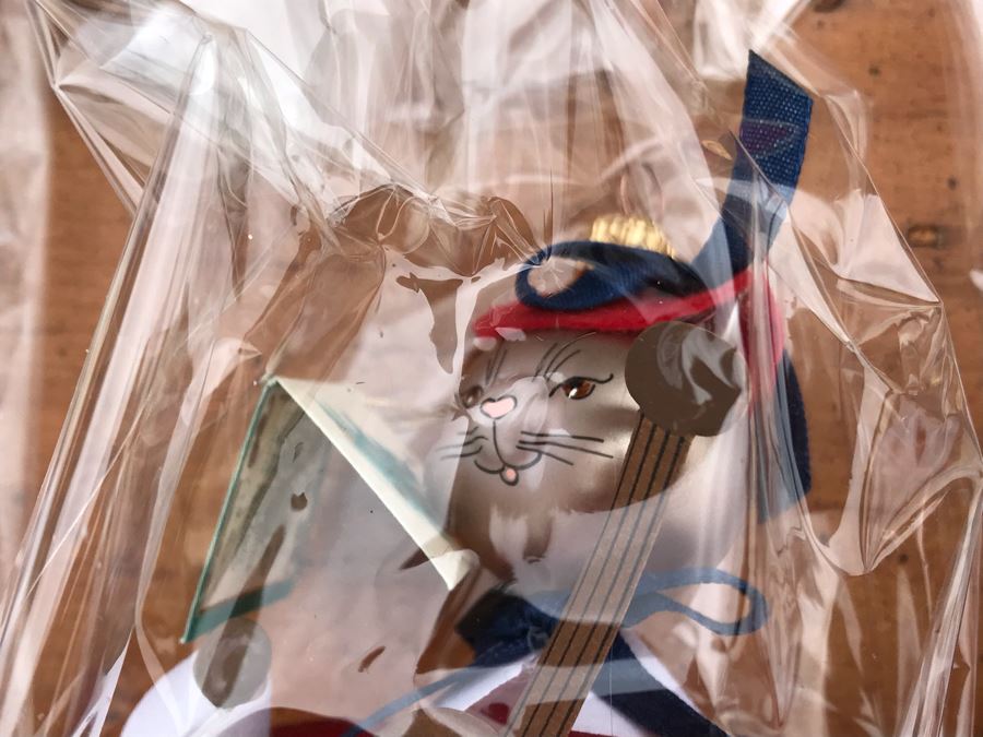 JUST ADDED - Plastic Bin Full Of Christmas Ornaments Mostly Glass Ornaments Including (4) Italian Soffieria De Carlini [Photo 7]