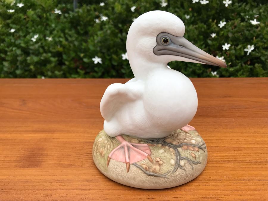 JUST ADDED - Kazmar Figurine 'Red Footed Booby' 248 6W X 6H [Photo 2]
