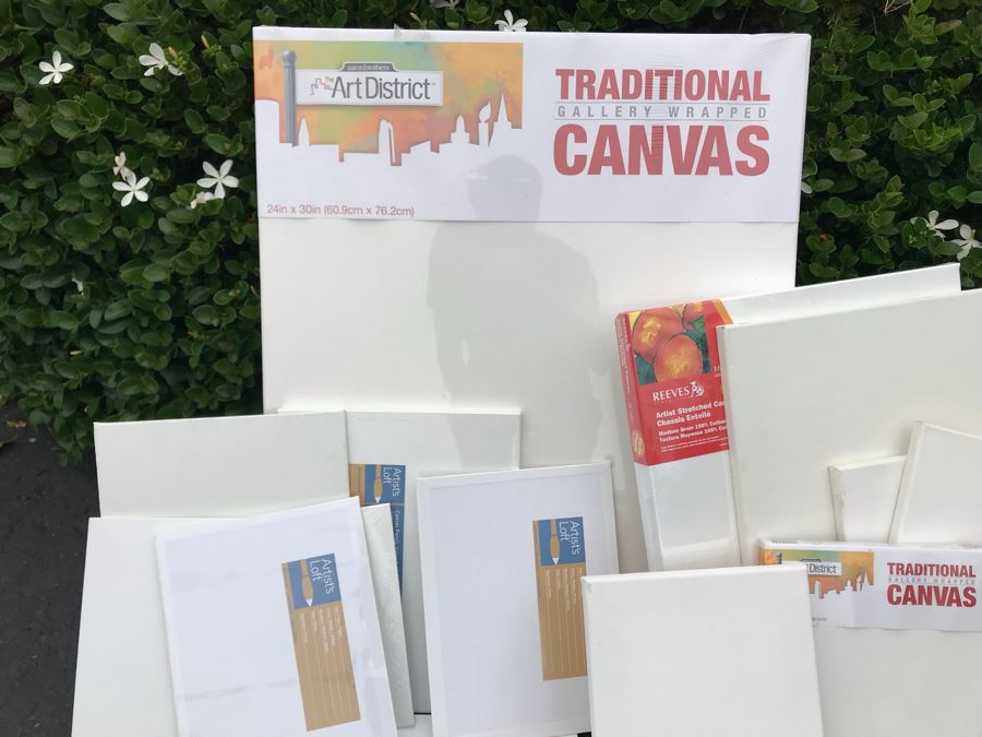 JUST ADDED - Huge Lot Of Artists Canvas Boards And Paper [Photo 3]