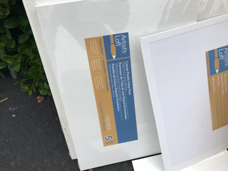 JUST ADDED - Huge Lot Of Artists Canvas Boards And Paper [Photo 5]