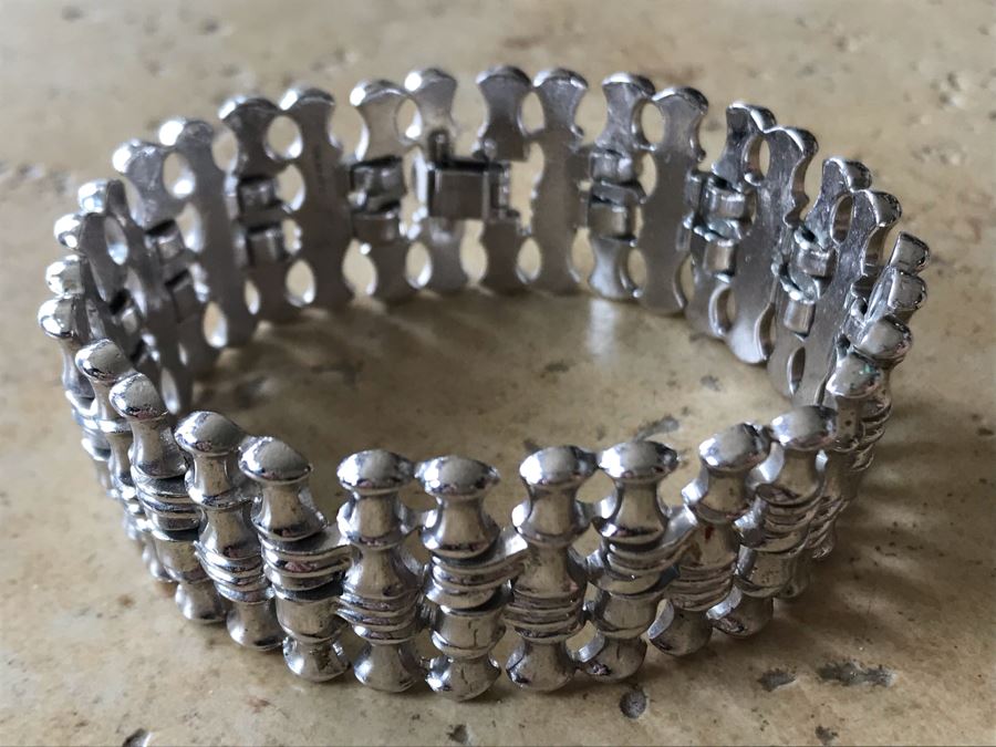 JUST ADDED - TRIFARI Bracelet [Photo 3]