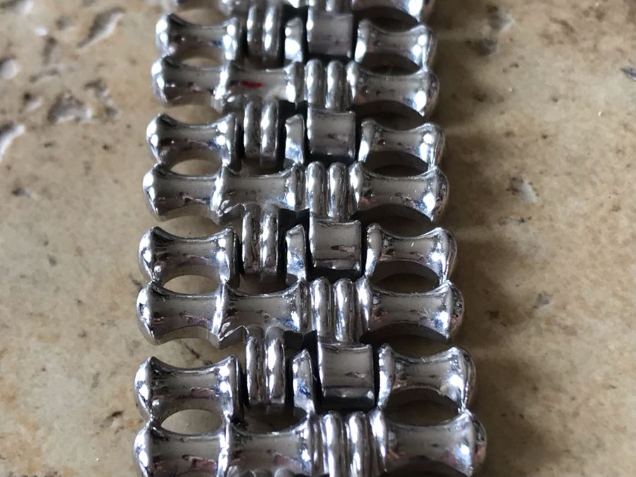 JUST ADDED - TRIFARI Bracelet [Photo 5]