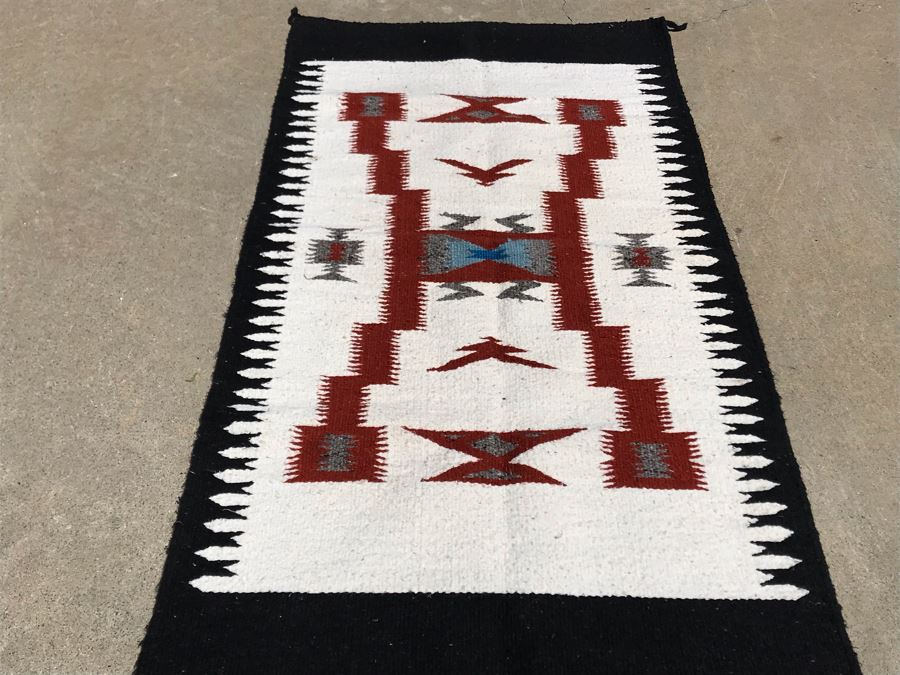 Vintage Navajo Native American Wool Rug 4'10' X 2'5' [Photo 4]
