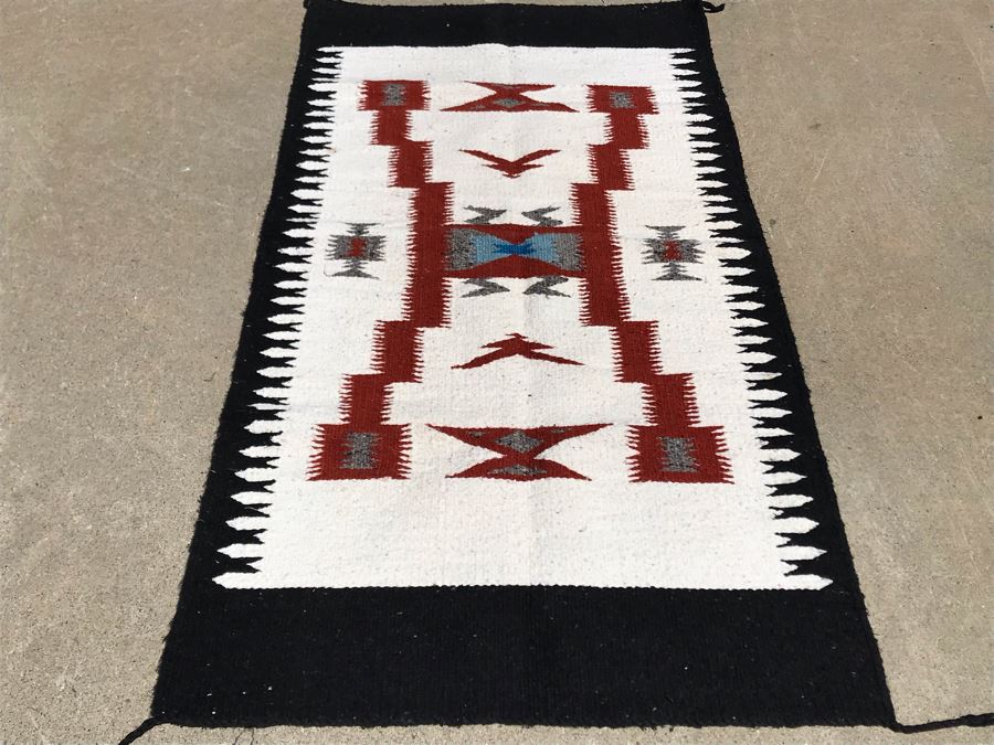 Vintage Navajo Native American Wool Rug 4'10' X 2'5' [Photo 3]