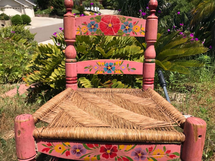 Vintage Hand Painted Mexican Child's Chair 17W X 14D X 25H [Photo 4]