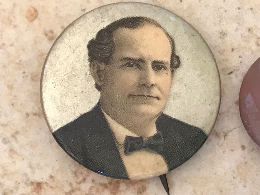 Pair Of Old Buttons [Photo 2]