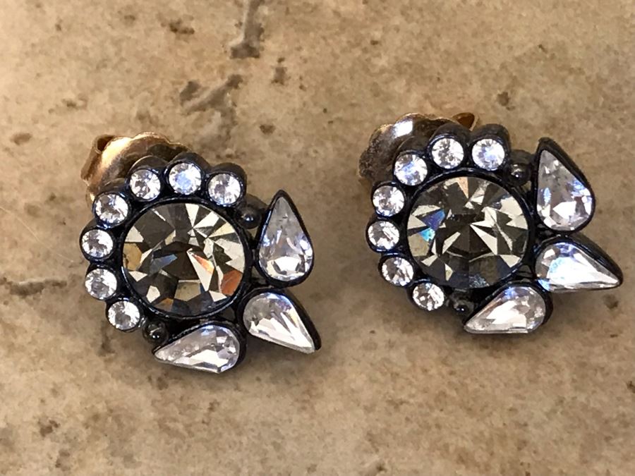 Givenchy Earrings [Photo 3]