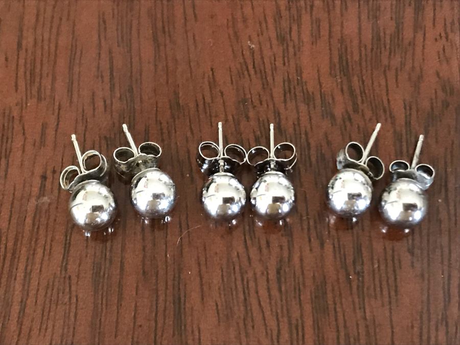 (3) Pairs Of 14K Gold Sphere Studs Earrings 1.5g [Photo 2]