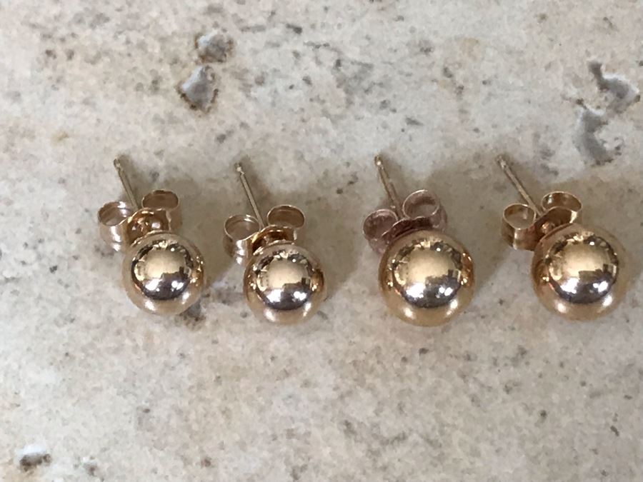 (2) Pairs Of 14K Gold Sphere Studs Earrings 0.8g [Photo 2]