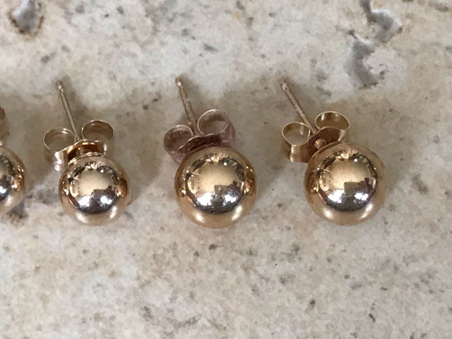 (2) Pairs Of 14K Gold Sphere Studs Earrings 0.8g [Photo 5]