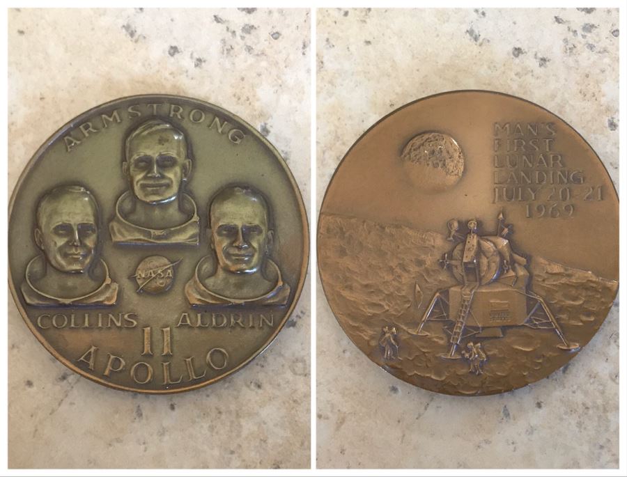 Vintage Bronze Medallion Of Apollo 11 Man's First Lunar Landing July 20-21 1969 Armstrong Collins Aldrin NASA 2.5'Dia [Photo 1]