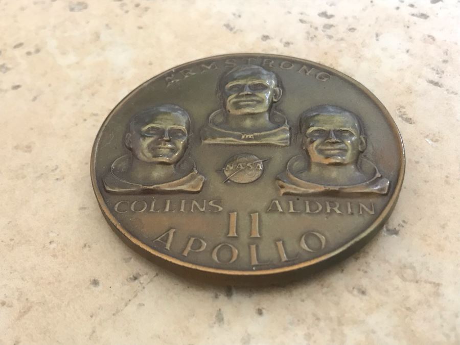 Vintage Bronze Medallion Of Apollo 11 Man's First Lunar Landing July 20-21 1969 Armstrong Collins Aldrin NASA 2.5'Dia [Photo 4]