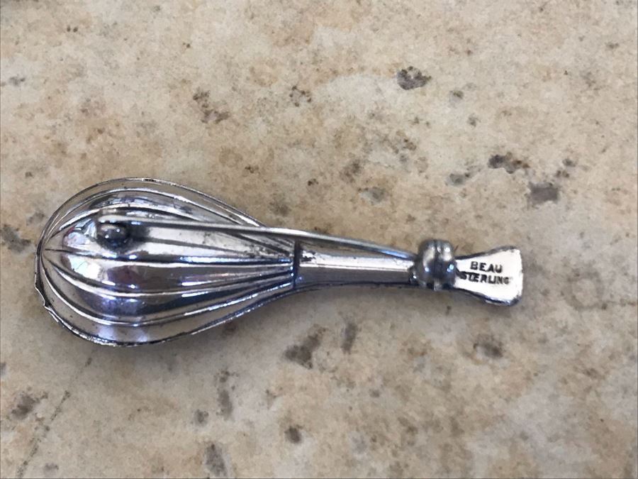 Pair Of Vintage Sterling Silver Brooches Pins 7.6g [Photo 4]