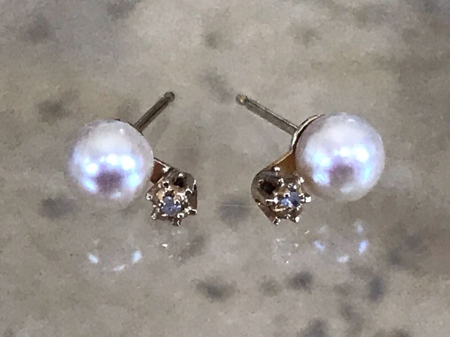 14K Akoya Pearls With Diamonds Earrings [Photo 6]