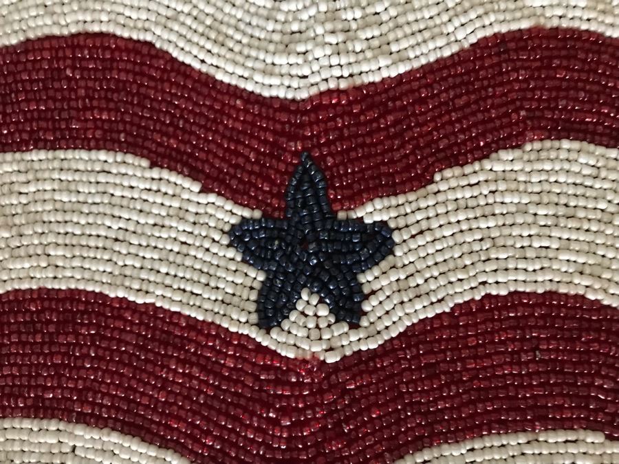 LAST MINUTE ADD - 4th Of July Lot - American Flag Beaded Runner 13 X 36 And (2) Bowls With Star Decorations [Photo 4]