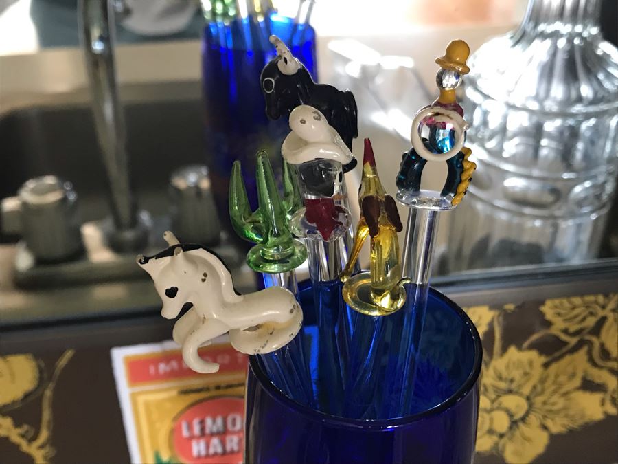 LAST MINUTE ADD - Crystal Barware Glasses, Liquour Decanter, SoadStream - All Items On Shelves And Bar Counter [Photo 11]