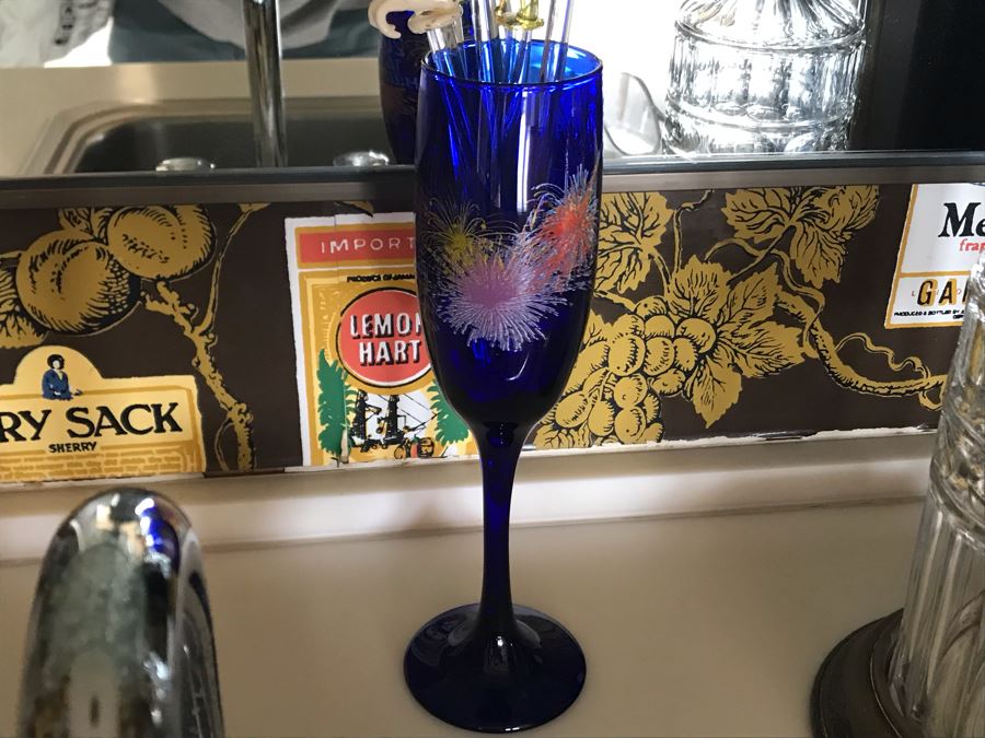 LAST MINUTE ADD - Crystal Barware Glasses, Liquour Decanter, SoadStream - All Items On Shelves And Bar Counter [Photo 12]