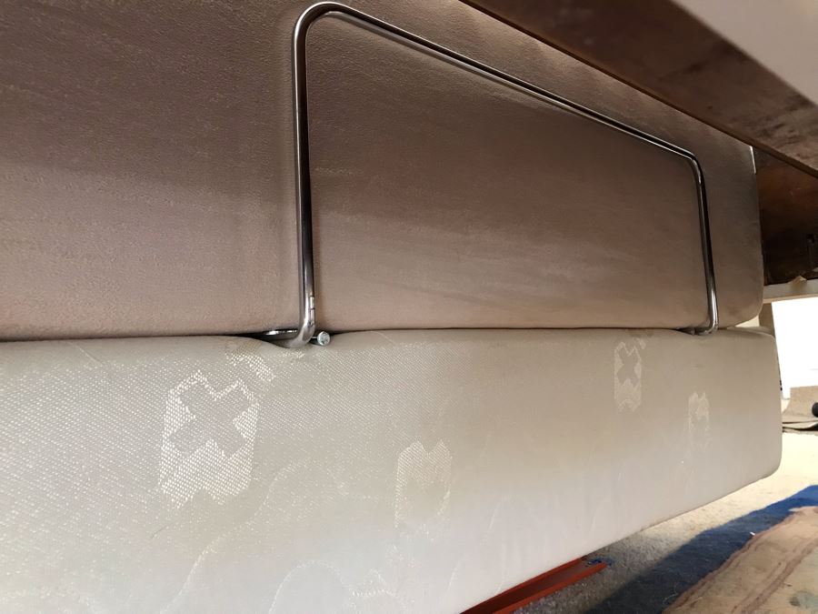 Temper-Pedic Adjustable King Size Bed 76 X 80 With Remotes [Photo 9]