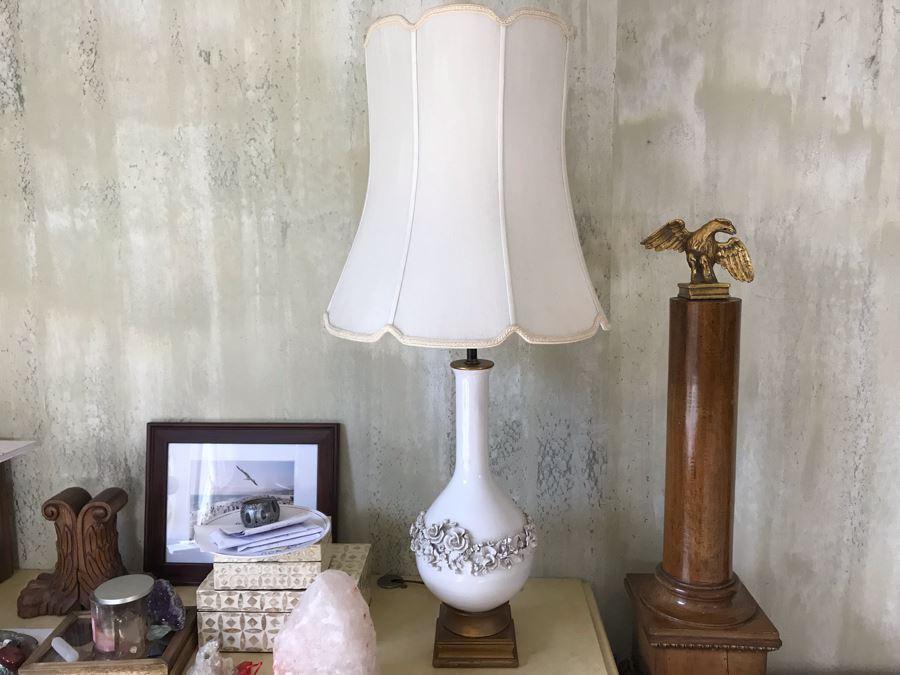 Pair Of Italian Ceramic Original Marbro Table Lamps White [Photo 1]