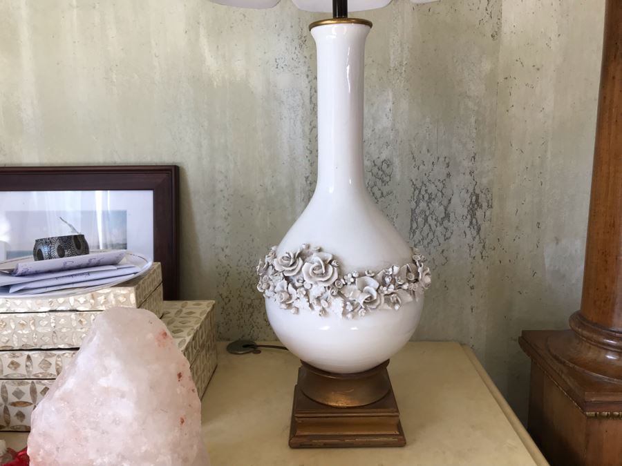 Pair Of Italian Ceramic Original Marbro Table Lamps White [Photo 4]