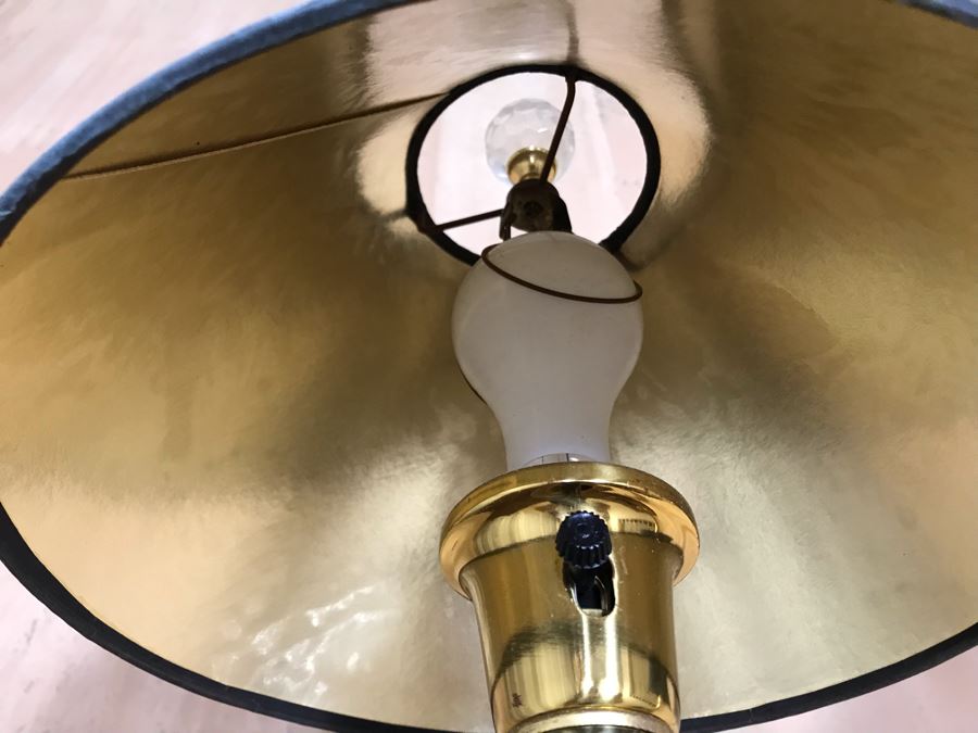 Pair Of Asian Painted Metal Foo Dog Table Lamps With Lucite Bases 6.5W X 41H [Photo 14]