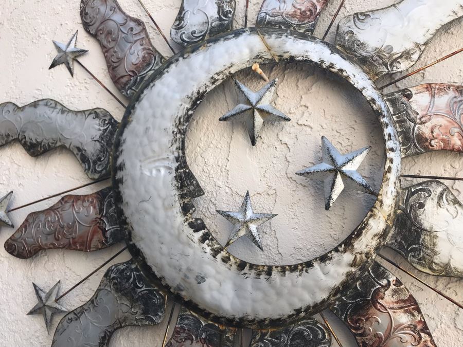Metal Moon And Stars Wall Decor [Photo 3]