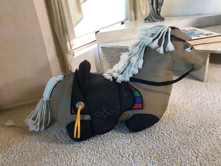 Manhattan Toy Horse 41W X 19D X 20H [Photo 2]