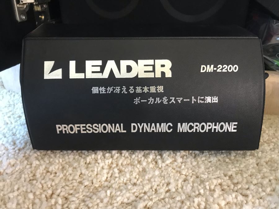 Zenesis CD-G Karaoke System KZ-370G With Leader DM-2200 Professional Dynamic Microphone [Photo 2]