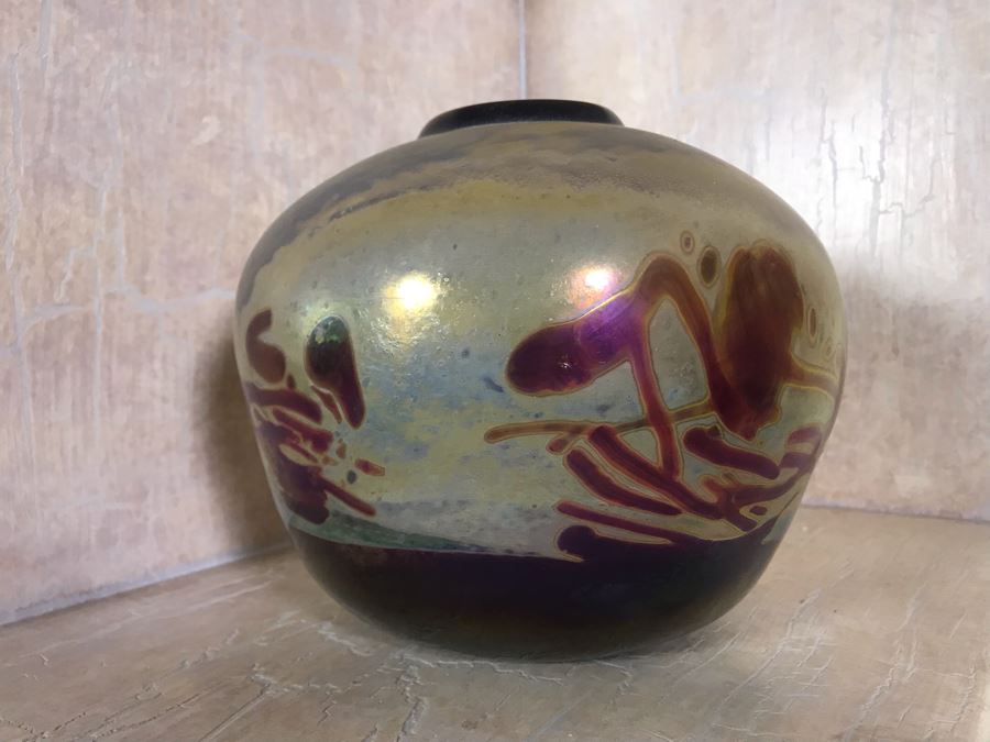 Signed Studio Iridescent Art Glass Vase By Bruce Stowell 8W X 7H