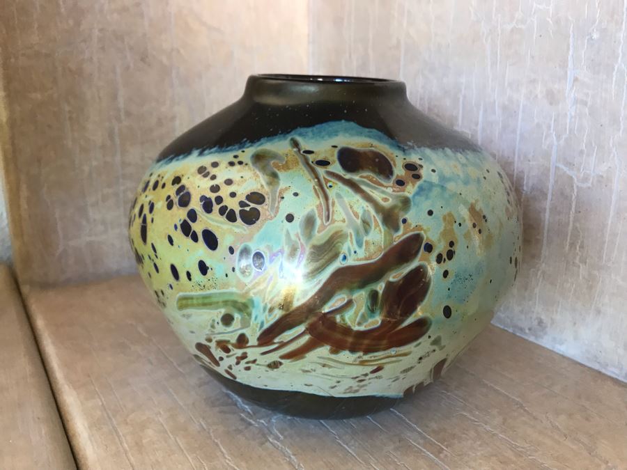 Signed Studio Iridescent Art Glass Vase By Bruce Stowell 9W X 7H [Photo 4]