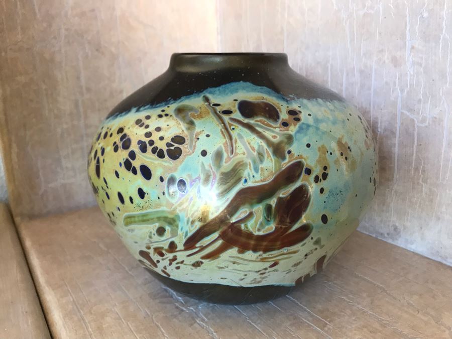 Signed Studio Iridescent Art Glass Vase By Bruce Stowell 9W X 7H [Photo 5]