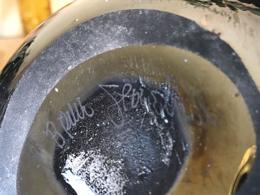 Signed Studio Iridescent Art Glass Vase By Bruce Stowell 9W X 7H [Photo 9]