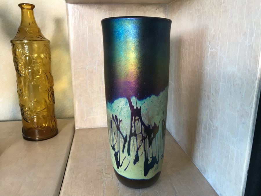 Signed Studio Iridescent Art Glass Vase By Bruce Stowell 5W X 12H [Photo 4]