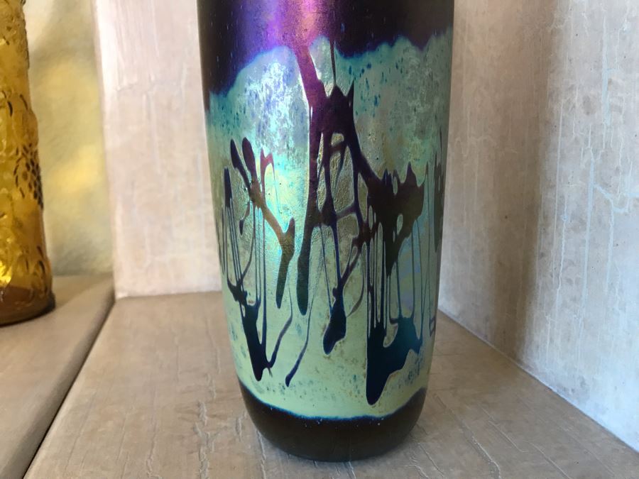 Signed Studio Iridescent Art Glass Vase By Bruce Stowell 5W X 12H [Photo 3]