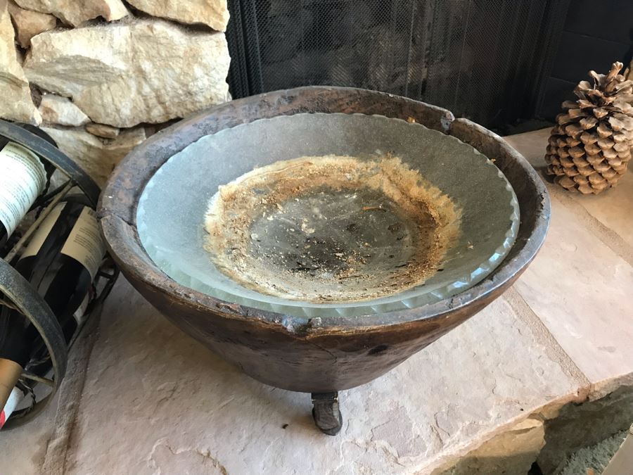 Z Gallerie Bowl With Stand 17W X 12H [Photo 3]