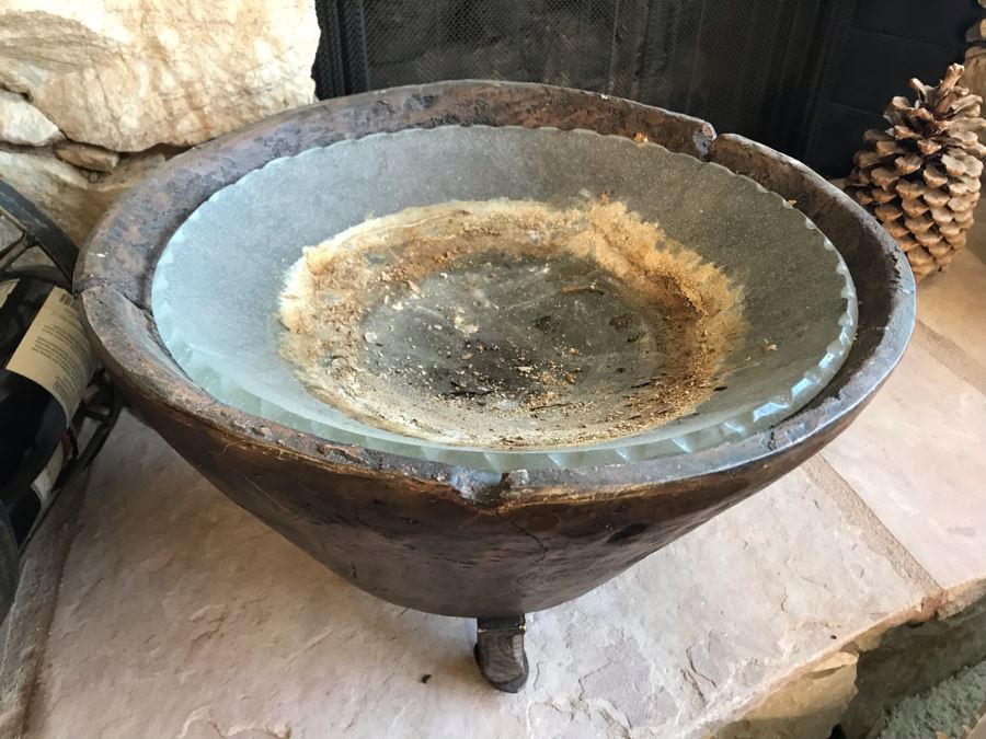 Z Gallerie Bowl With Stand 17W X 12H [Photo 7]