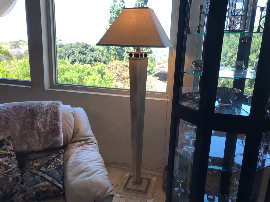 Bauer Lamp Co Floor Lamp With Lucite Base 61H [Photo 4]