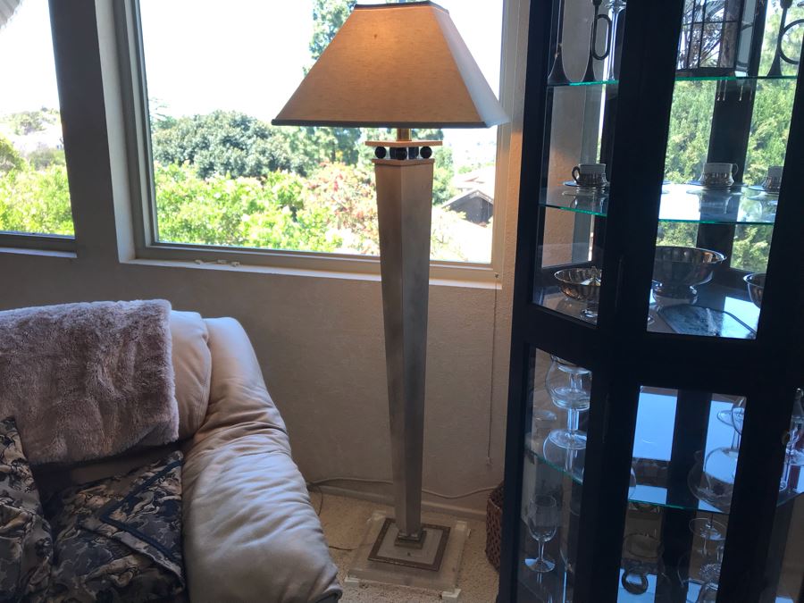 Bauer Lamp Co Floor Lamp With Lucite Base 61H [Photo 3]