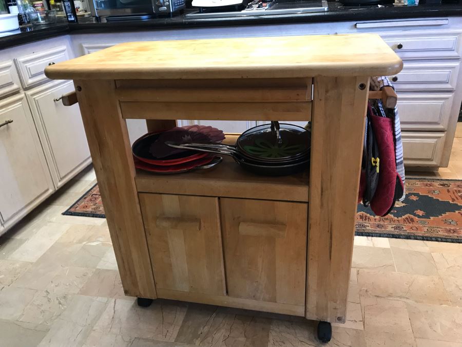 Butcher Block Top Kitchen Island On Casters 36W X 20D X 35H [Photo 4]