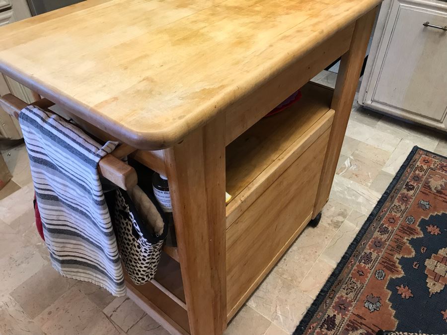 Butcher Block Top Kitchen Island On Casters 36W X 20D X 35H [Photo 6]
