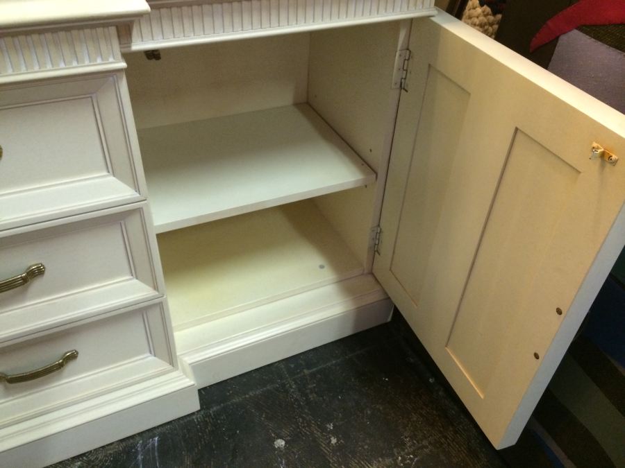 White Century China Cabinet [Photo 7]