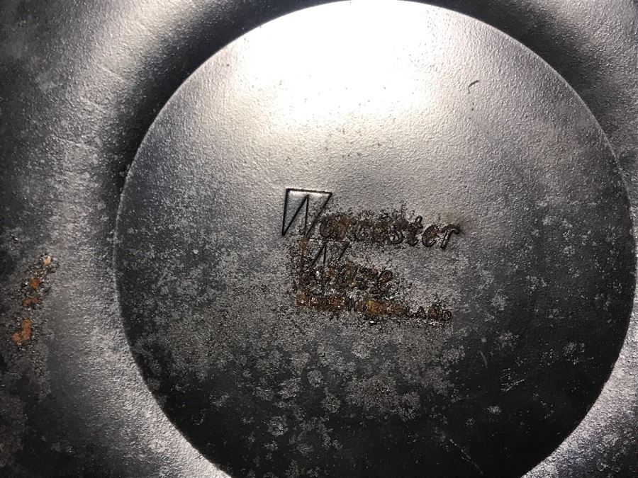 Vintage Worcester Ware Metal Retro Chinoiserie Trash Can Made In England (Missing One Handle) [Photo 7]