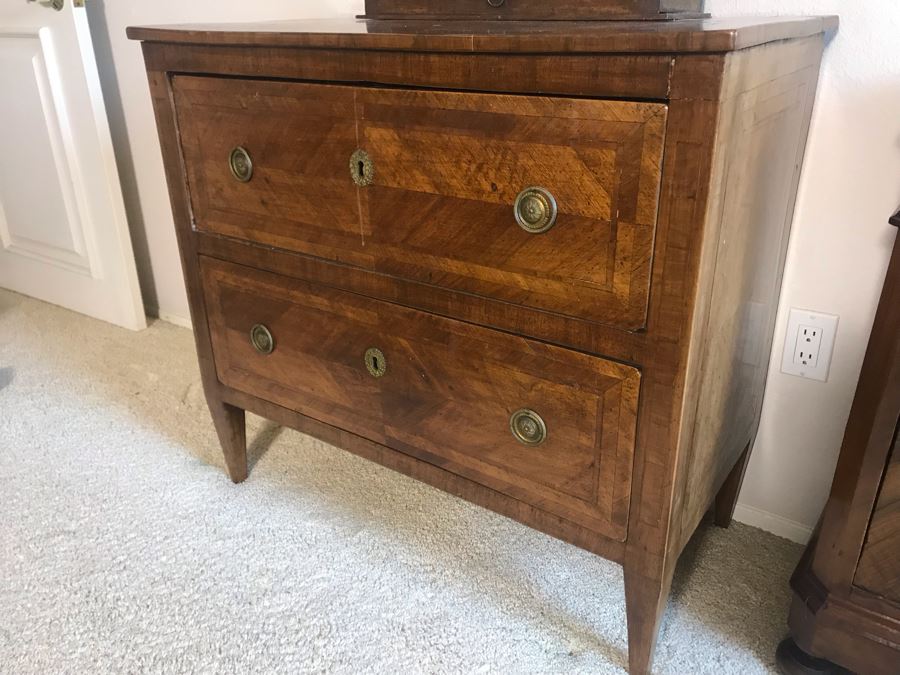 Antique 2-Drawer Dresser Chest Of Drawers With Removable Mirror 36W X 18D X 33H [Photo 4]