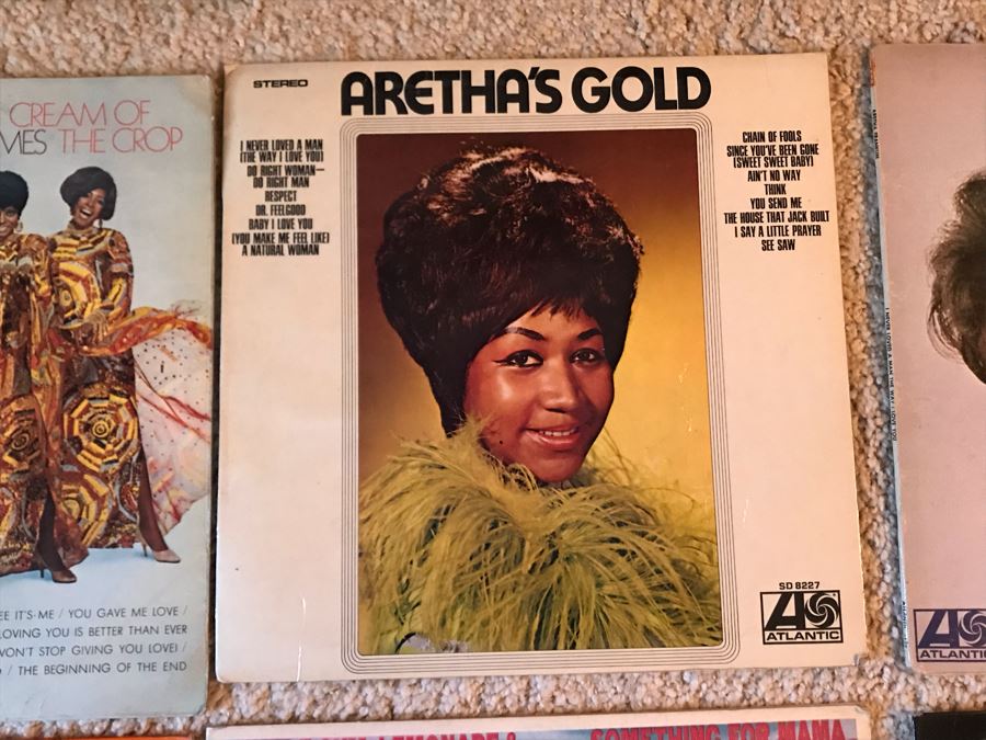 Vinyl Record Collection Including James Brown, Aretha Franklin, Bob Dylan, Mama Cass - (12) Records [Photo 14]