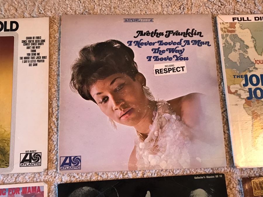 Vinyl Record Collection Including James Brown, Aretha Franklin, Bob Dylan, Mama Cass - (12) Records [Photo 15]