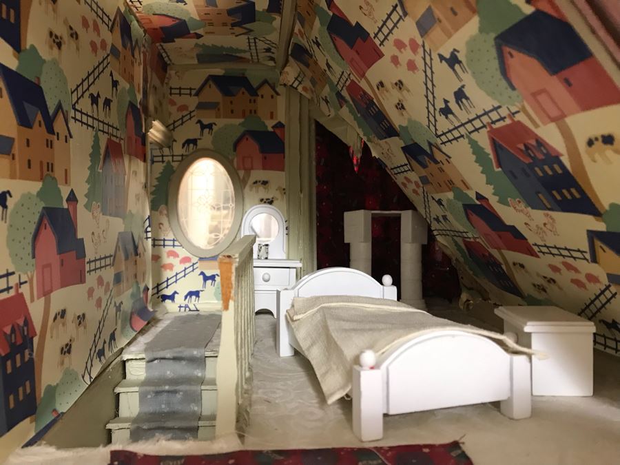 Large Victorian Doll House Furnished 23W X 18D X 36H - See Photos [Photo 7]